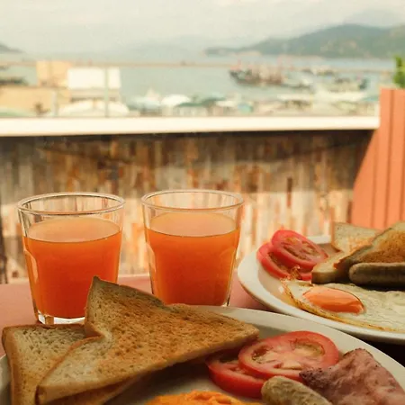 B&B Lychee Sunset-2