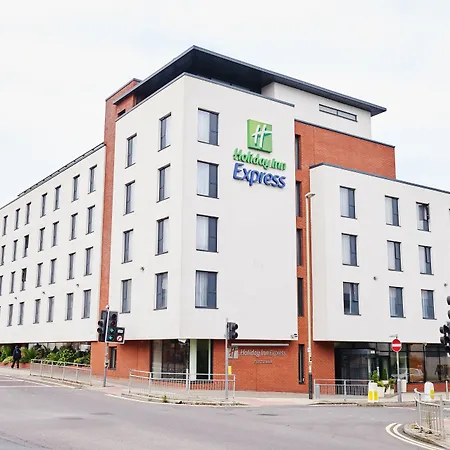 Holiday Inn Express Cheltenham Town Centre By Ihg-2
