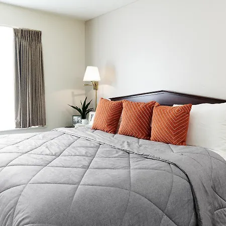 Intown Suites Extended Stay Indianapolis In - Traders Point-2