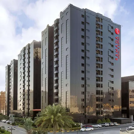 Ramada Hotel & Suites By Wyndham Ajman-2