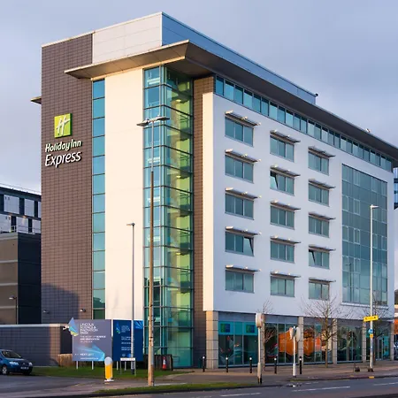 Holiday Inn Express Lincoln City Centre By Ihg-3