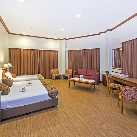 Hotel 81 Tristar-2