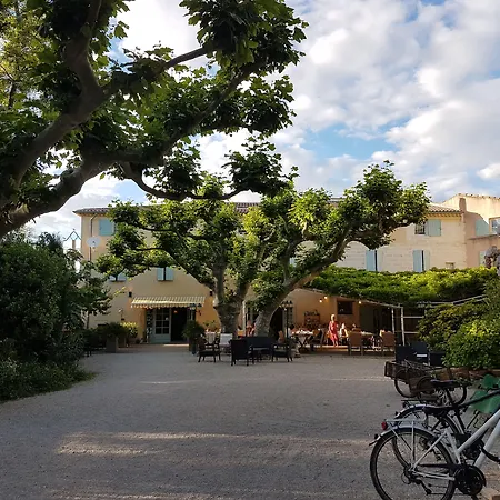 Logis Hotel La Ferme-2