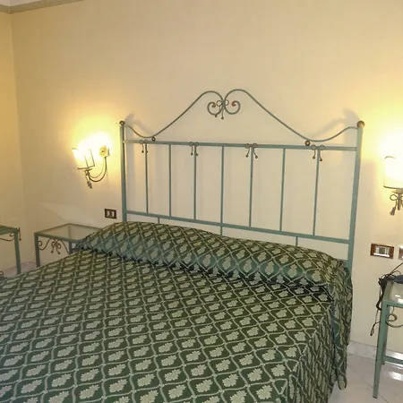 Hotel Centrale Europa-2