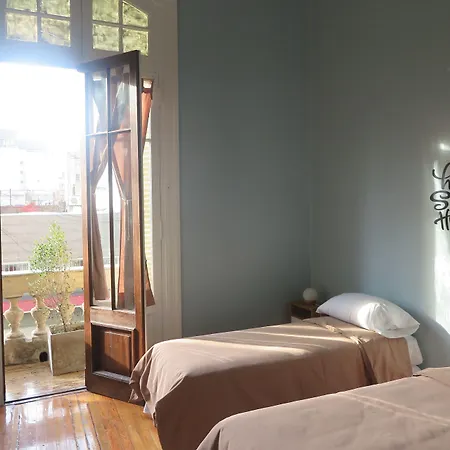 Sabatico Travelers Hostel & Guesthouse-2