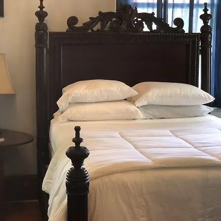 Oakview Bed And Breakfast-2