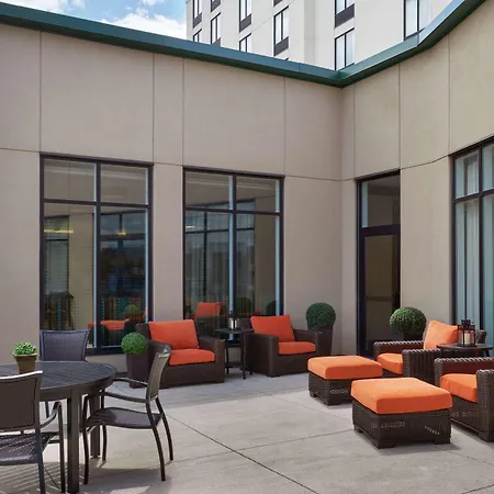Hilton Garden Inn Toronto Airport West/Mississauga-2