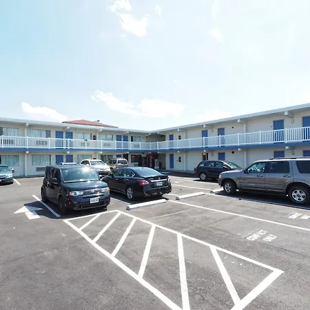 Seashire Inn & Suites-3