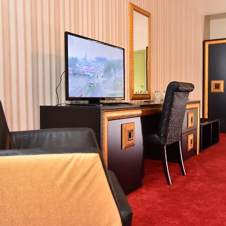 Hotel Elegance-2