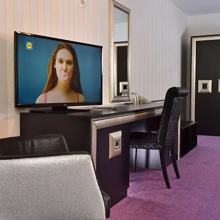 Hotel Elegance-3