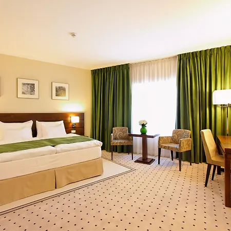 Capital Plaza Hotel-3