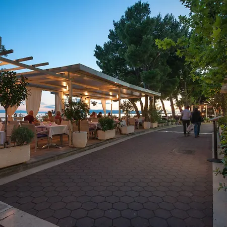 Hotel Maritimo-3