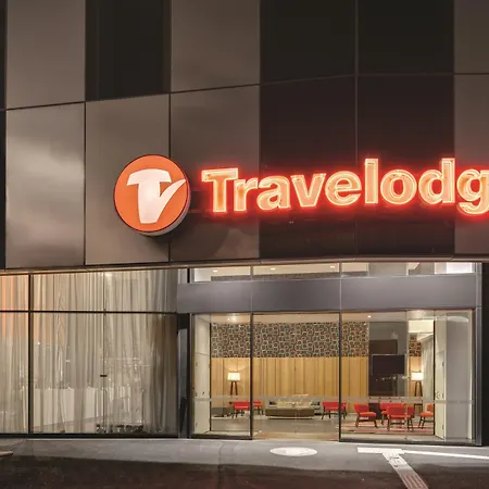 Travelodge Hotel Melbourne Docklands-3