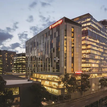 Travelodge Hotel Melbourne Docklands-2