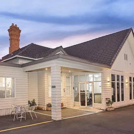 540 On Great South Motel-2