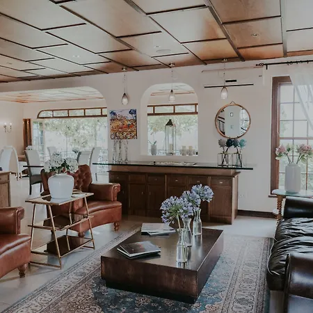 Cana Vineyard Guesthouse-3