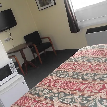 Empress Inn And Suites By The Falls-2
