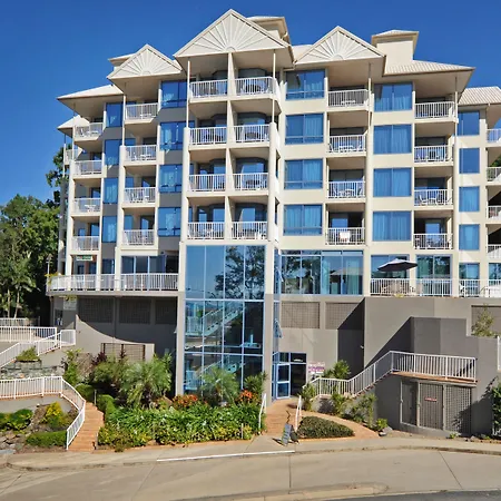 At Whitsunday Vista Holiday Apartments-3
