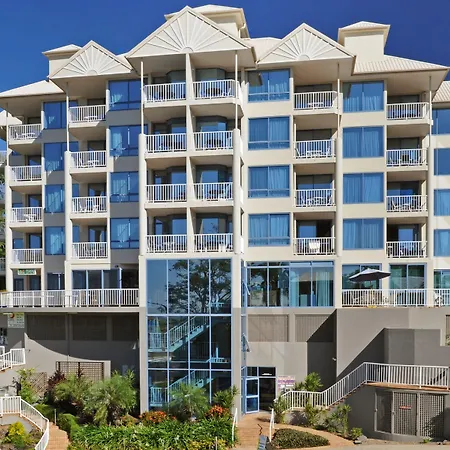 At Whitsunday Vista Holiday Apartments-2