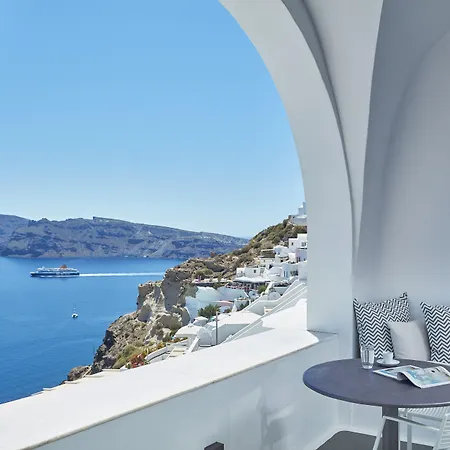 Villaki Oia-3