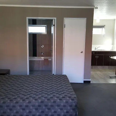 Rose City Motel-3