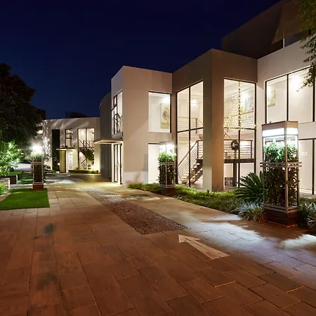 The Lakes Boutique Lodge-2