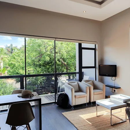 The Lakes Boutique Lodge-3