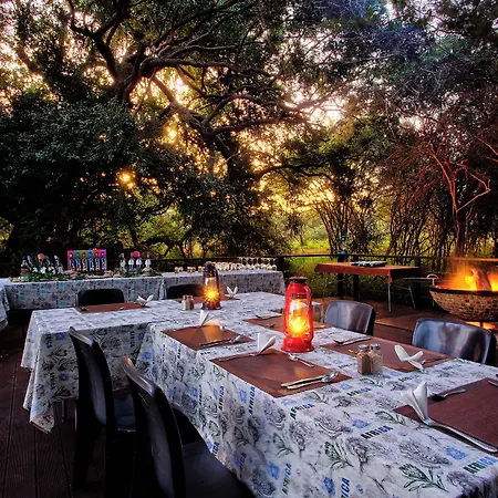 Kubu Safari Lodge-3