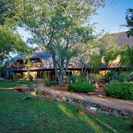 Kubu Safari Lodge-2