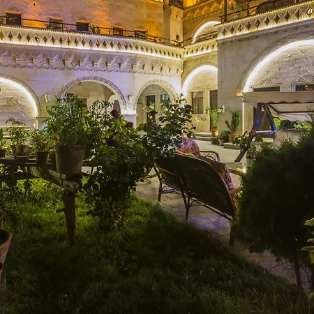 Roma Cave Suite-2