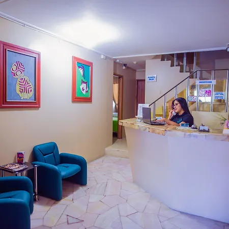 North Star Hostal Guayaquil-3