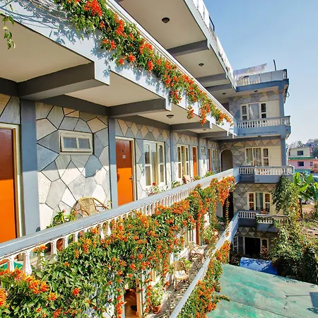 Hotel Grand Holiday-3