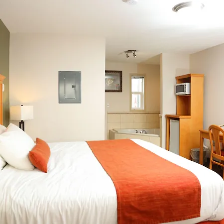 Chateau Motel-2