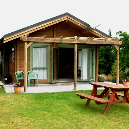 The Chalets Motel-2