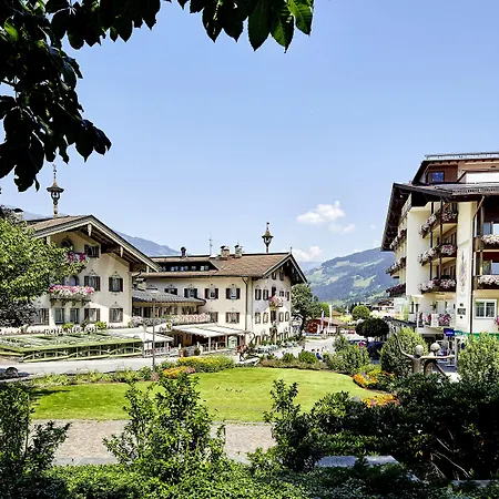 Hotel Neue Post-3