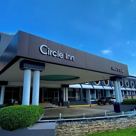 Circle Inn Hotel And Suites Bacolod-3