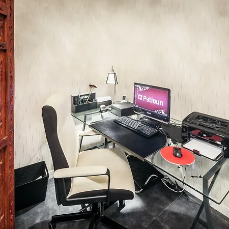 Pytloun City Boutique Self Check-In Hotel-2