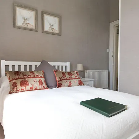 Sherwood Guest House-3