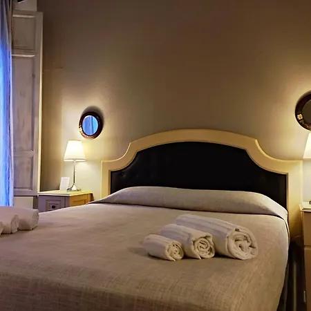 La Collegiata Guest House-2