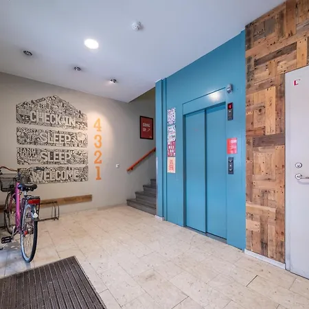 Loft - Hi Eco Hostel-3