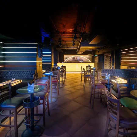 Tryp By Wyndham Abu Dhabi City Center-3