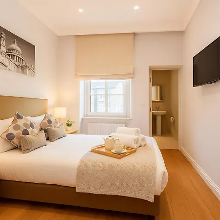 12 London Street Apartments-2