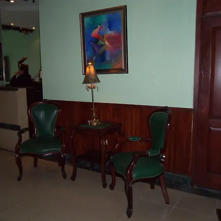Hotel Discovery-3