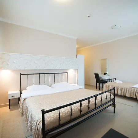 Garni Hotel Dash-2