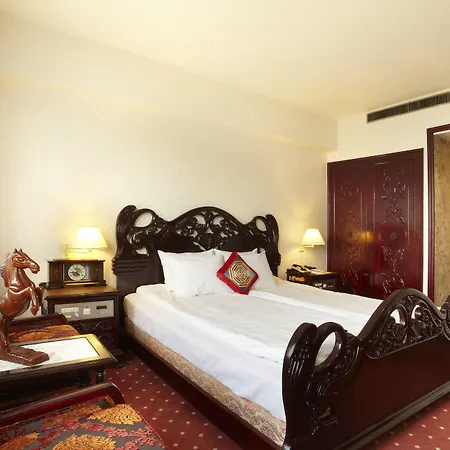 Emperor Hotel-2