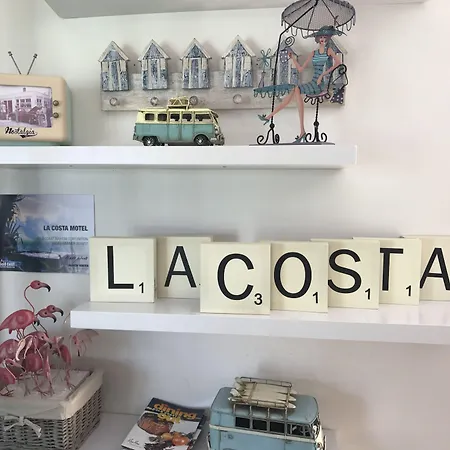 La Costa Beachside Motel-3