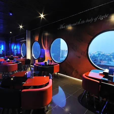 Hermes Palace Hotel Medan-3