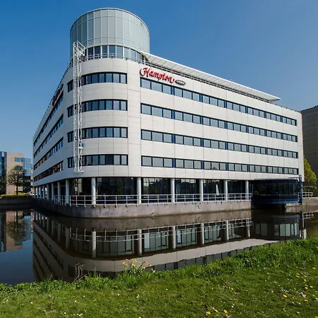 Hampton By Hilton Amsterdam Airport Schiphol-3