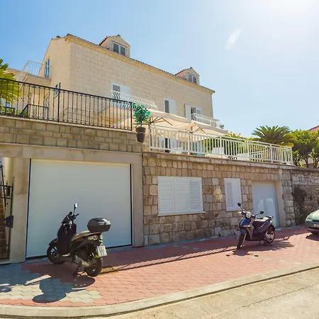 Villa Kate Dadic-2