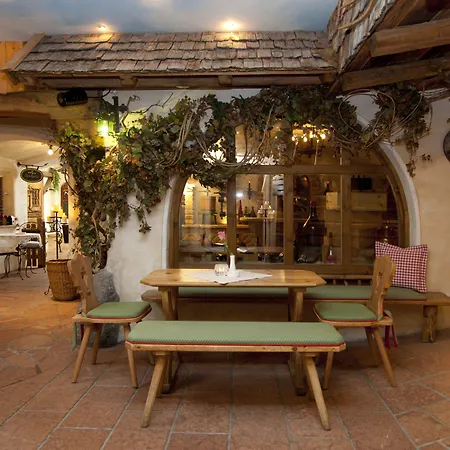 Alpines Lifestyle Hotel Tannenhof-3